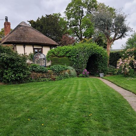 Parrs cottage Wollaston  Exteriör bild