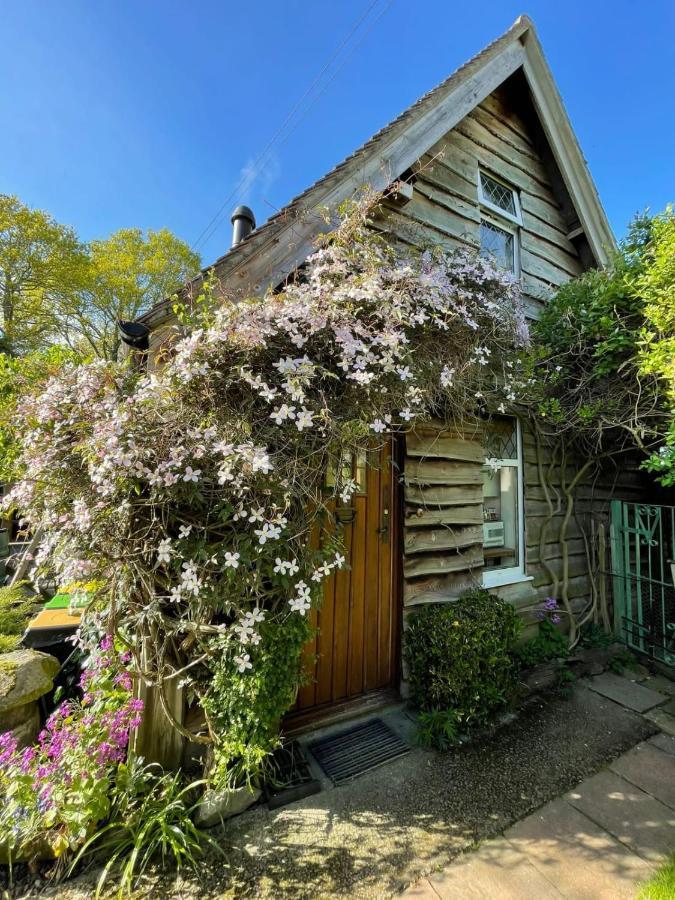 Parrs cottage Wollaston  Exteriör bild